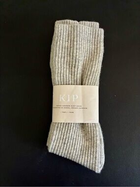 Merino Cashmere Ribbed Sleep Socks - Light Gray
